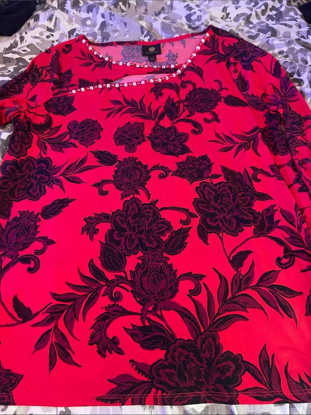 JM Collection Red and Black Floral Long Sleeve Top